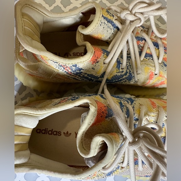 adidas Yeezy Boost 350 V2 Oat - Picture 6 of 8